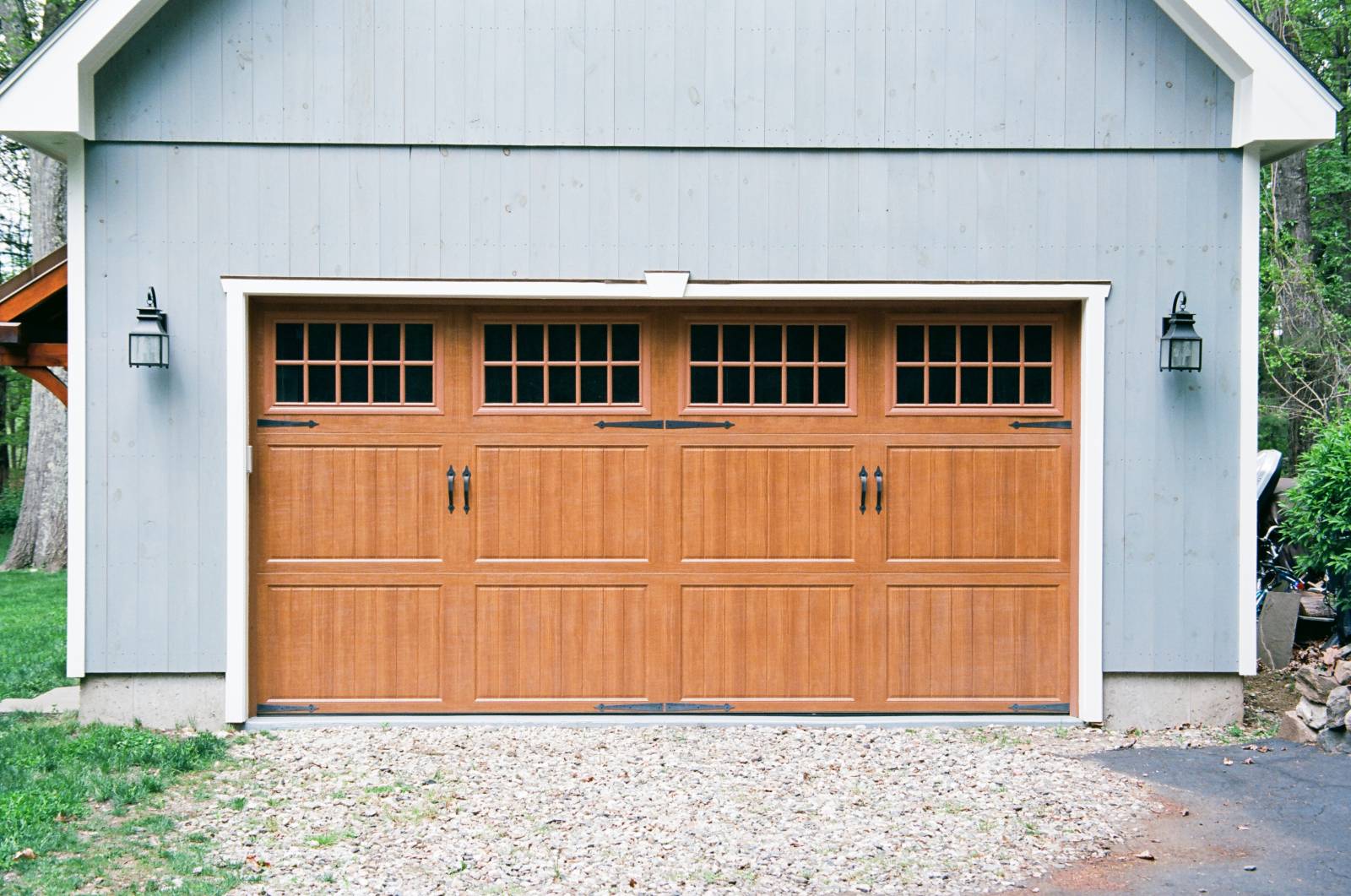 Double garage door