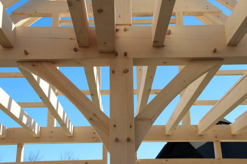 Timber frame joinery & oak pegs