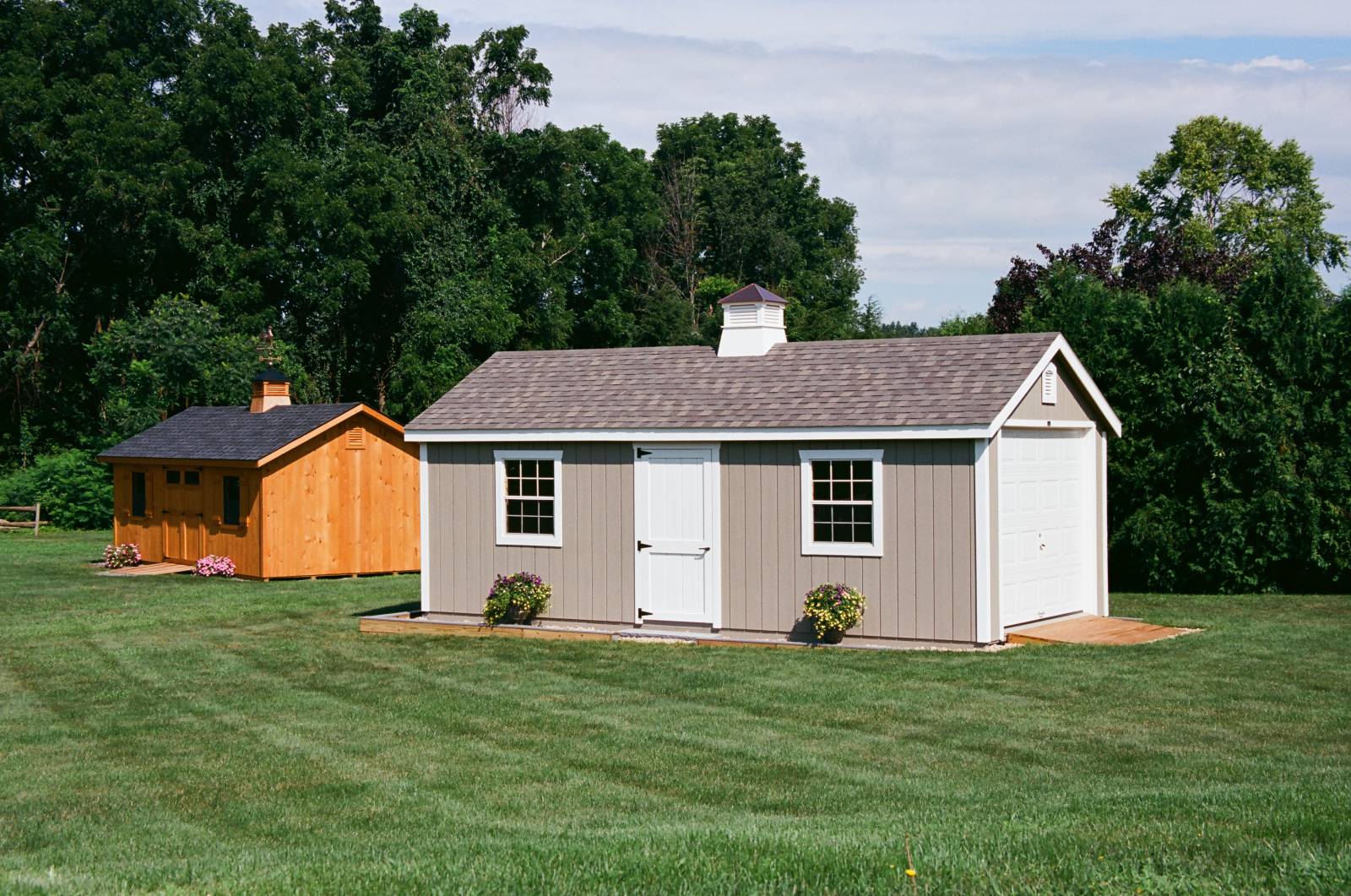 Quality is contagious. These neighbors chose The Barn Yard.