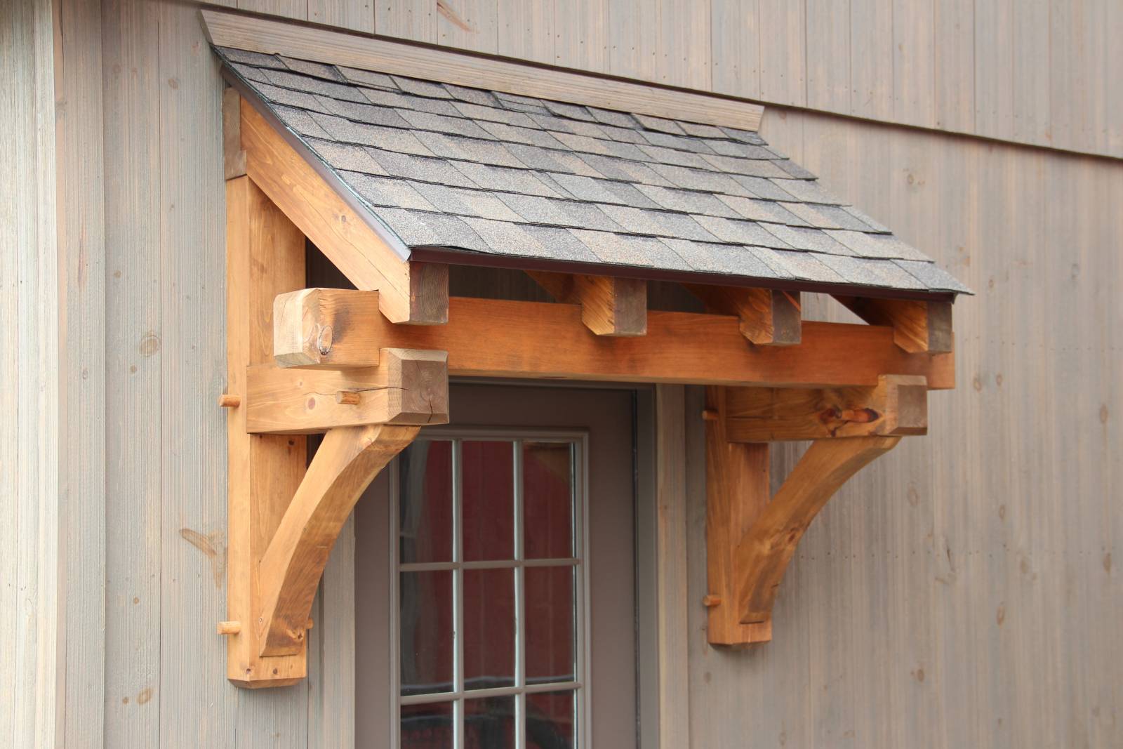 4' Timber Frame Eyebrow Roof on Roosevelt Display Garage (Ellington Location)