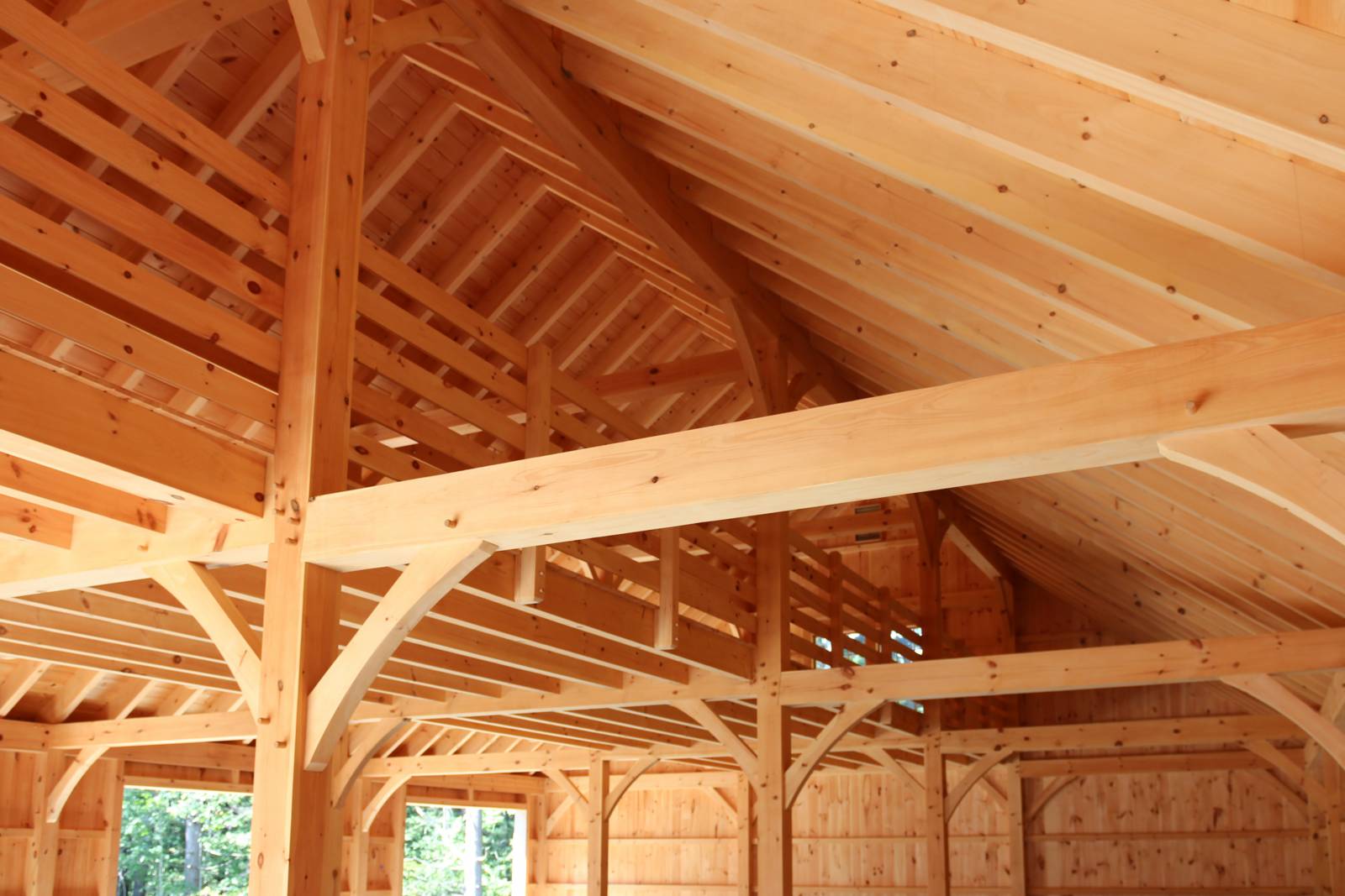 Floor-to-Celing Posts & Authentic Timber Frame Joinery