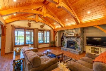 2,900 sq. ft. Timber Frame Home, Suffield, CT