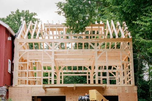 Front view of the timber frame (notice the cantilever deck beams)