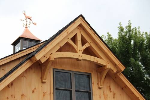 Turkey Tail Gable Peak with Timber Truss Accent
