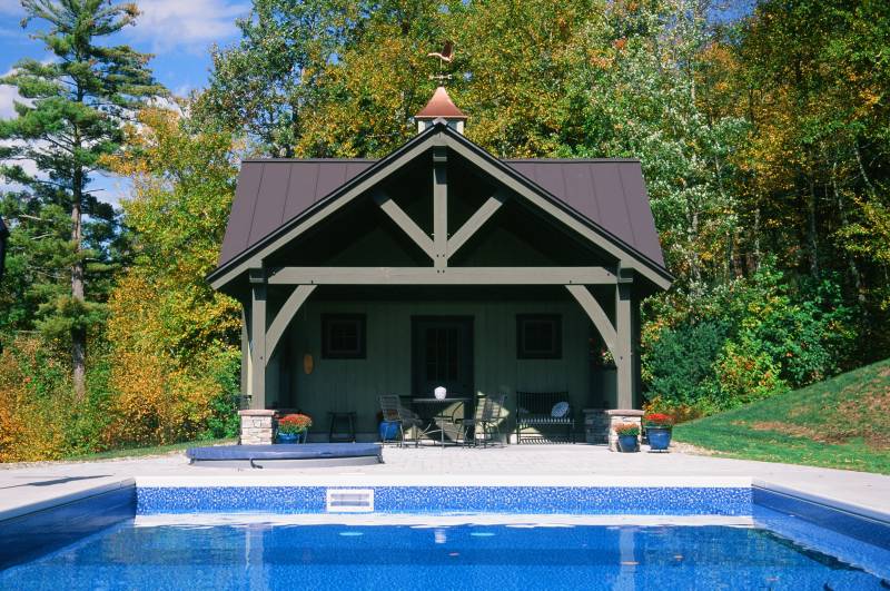 Profile view of the timber frame pool house • King post truss