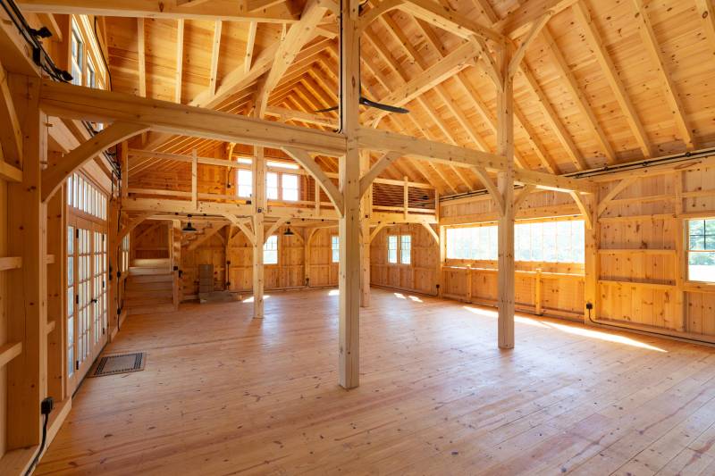 Imagine the possibilities in a beautiful barn like this